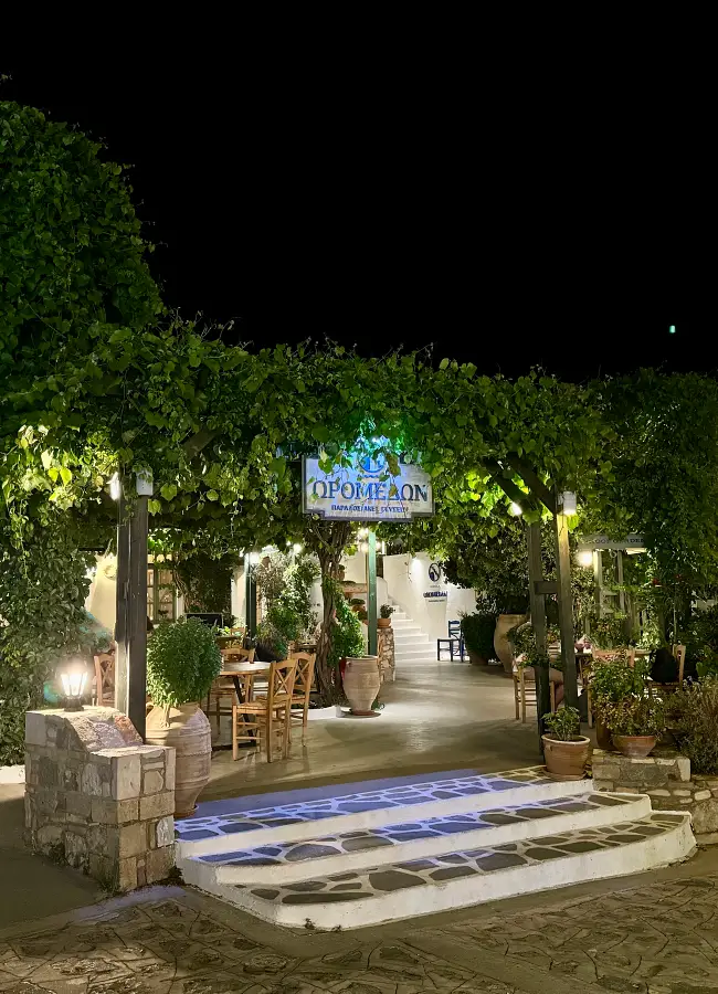 Oromedon restaurant Zia