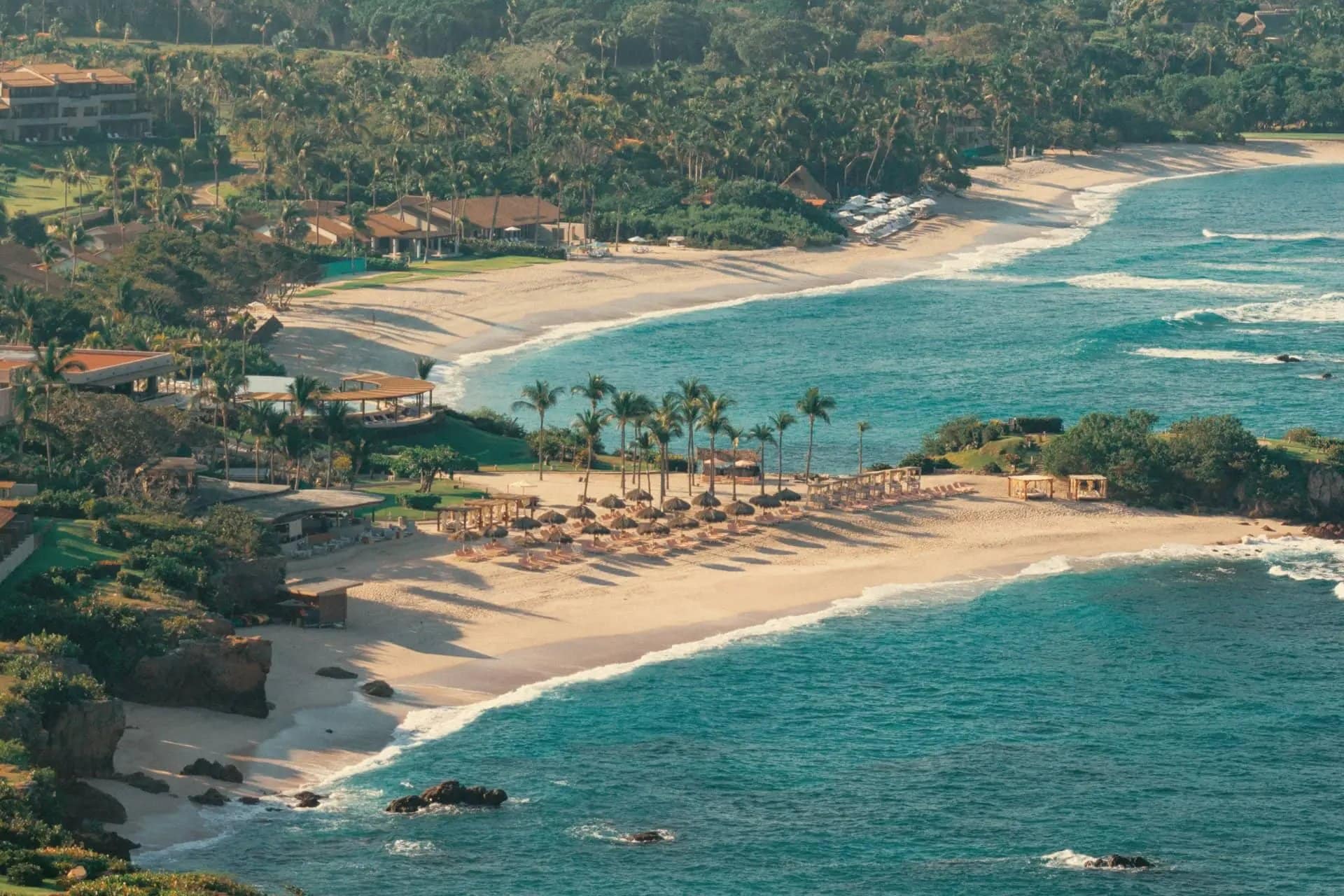 Four Seasons Punta Mita unveils 2026 festive season with Michelin-starred dining and beach celebrations