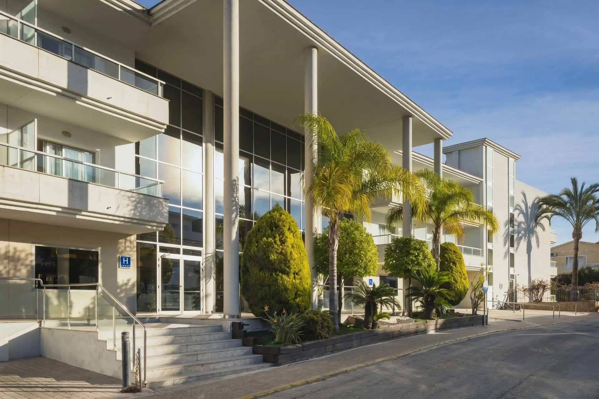 Pierre & Vacances adds Hotel Sun Palace Albir with a €2.7 million renovation planned